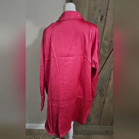 ENTRO Satin Long Sleeve Relaxed Fit Button Up Blouse In Hot Pink. Size Med NWT - Picture 15 of 16